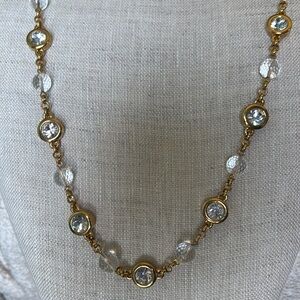 🟥JACQUELINE B KENNEDY, JBK Signed, Gold Tone Necklace Vintage